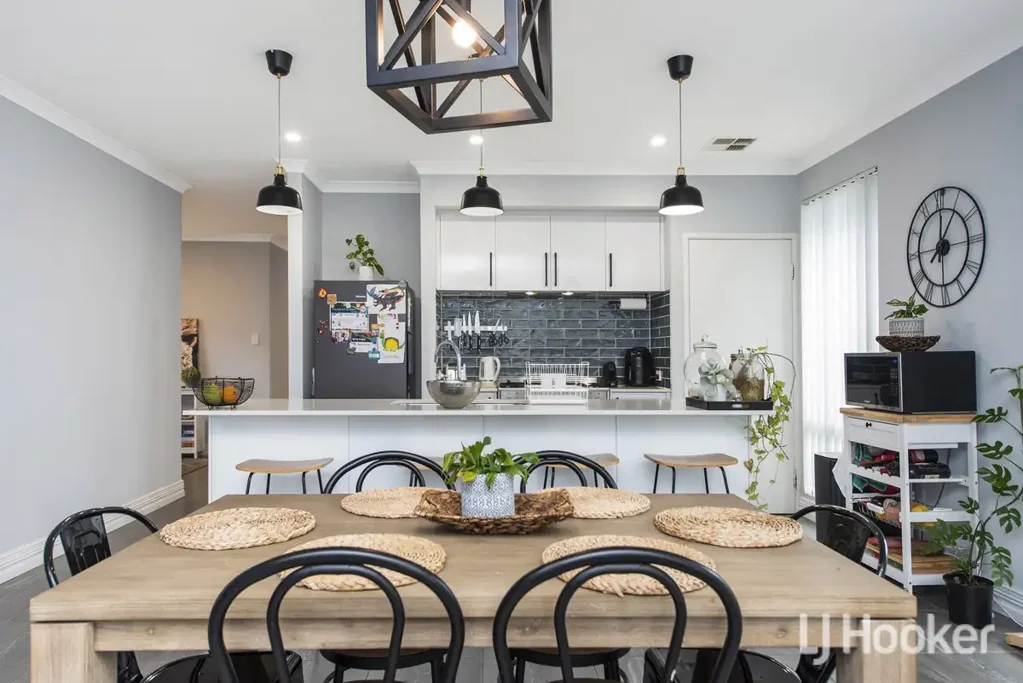 Golden Bay 4房  Modern Coastal Living with Space, Style & Comfort