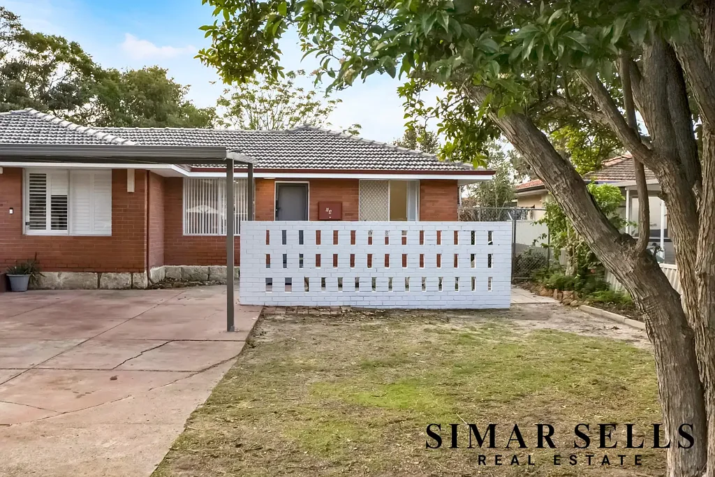 Morley 2Moenga Fully Renovated 2x1 Duplex with Big Backyard & Bonus Second Shower and Toilet!