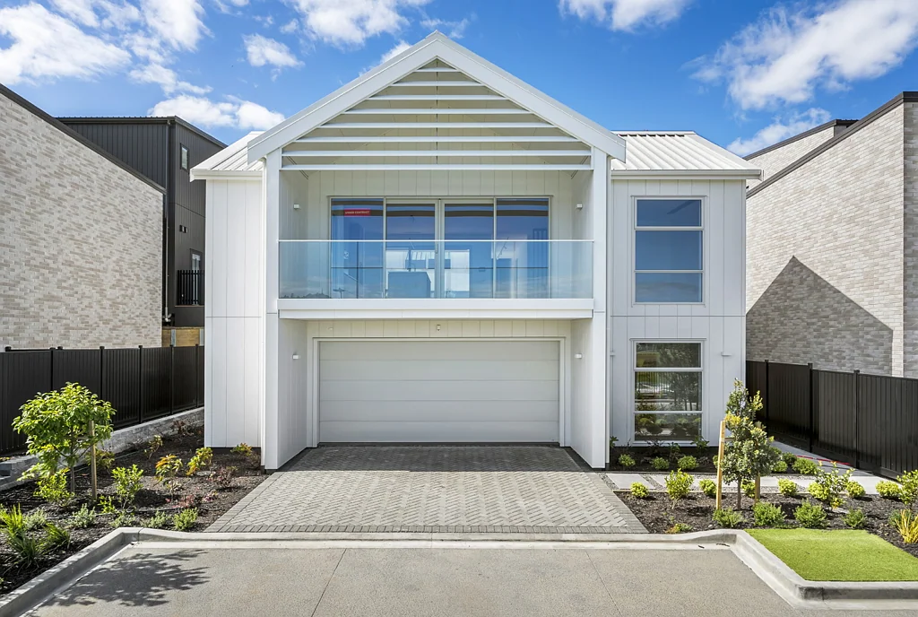 Remuera 4 Bedroom A Sunlit Sanctuary Overlooking the Racecourse
