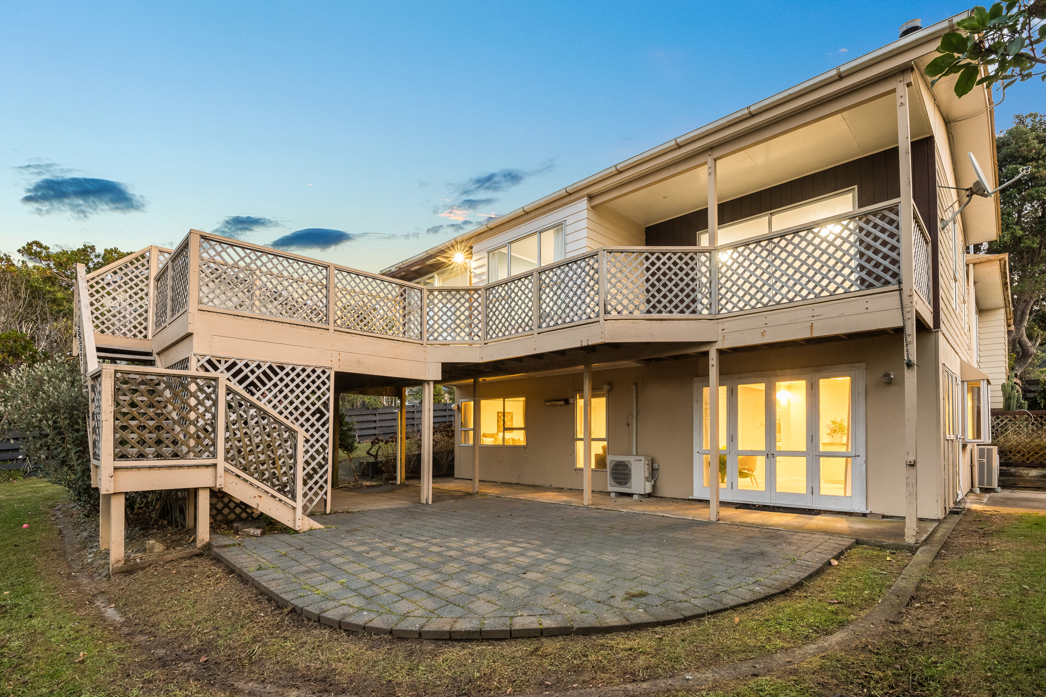 15 Bowline Place, Whitby, Porirua, 4 Kuwarto, 3 Banyo, House