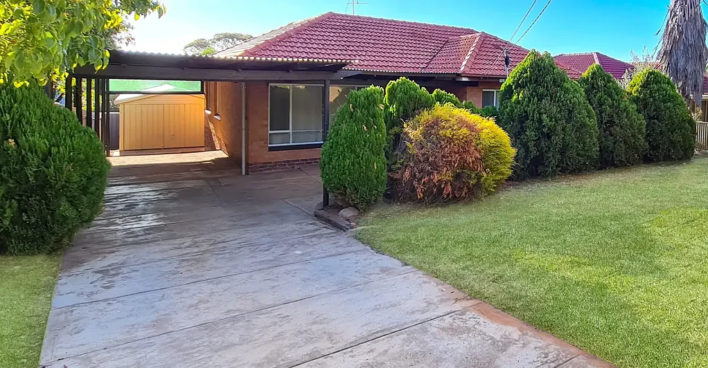 Spacious Family Home with Solar, Park Access & Walk-to-Everything Convenience
