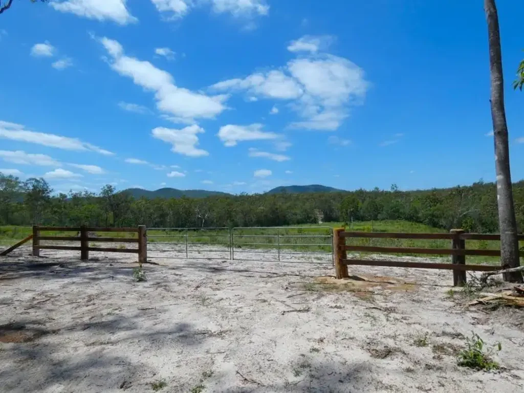 Waterloo  ESCAPE, EXPLORE, ENJOY - 292 ACRES OF FREEDOM