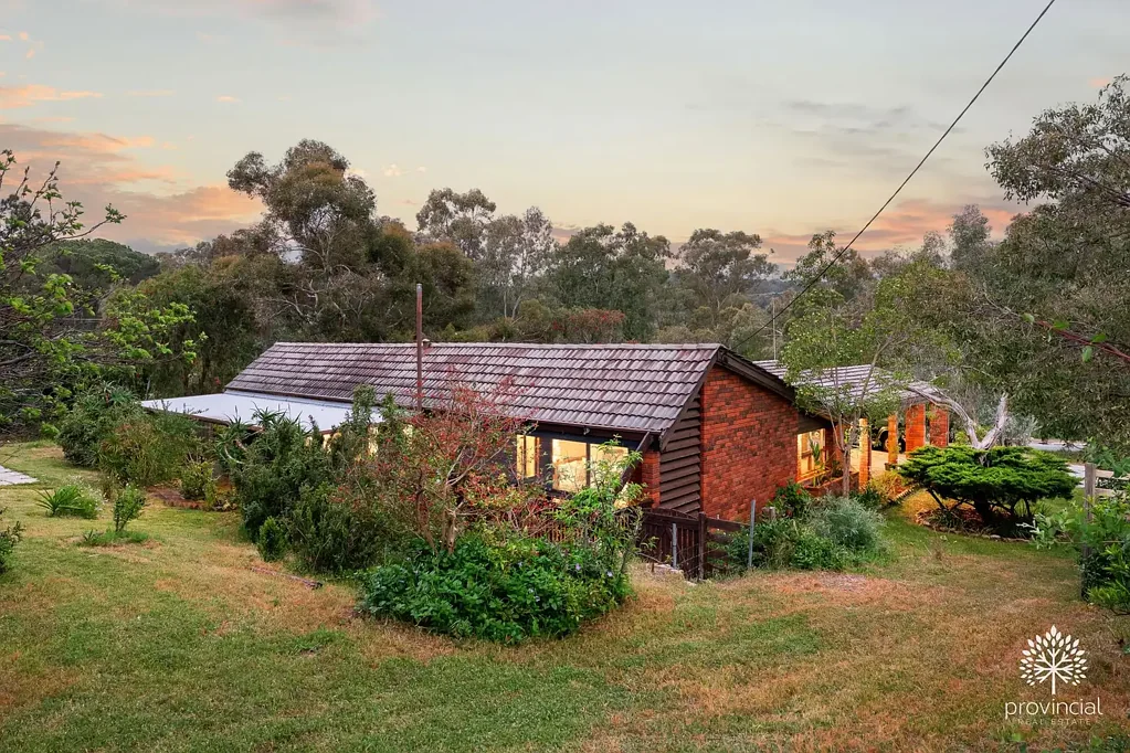 18 Maslin Crescent, Darlington, WA 6070
