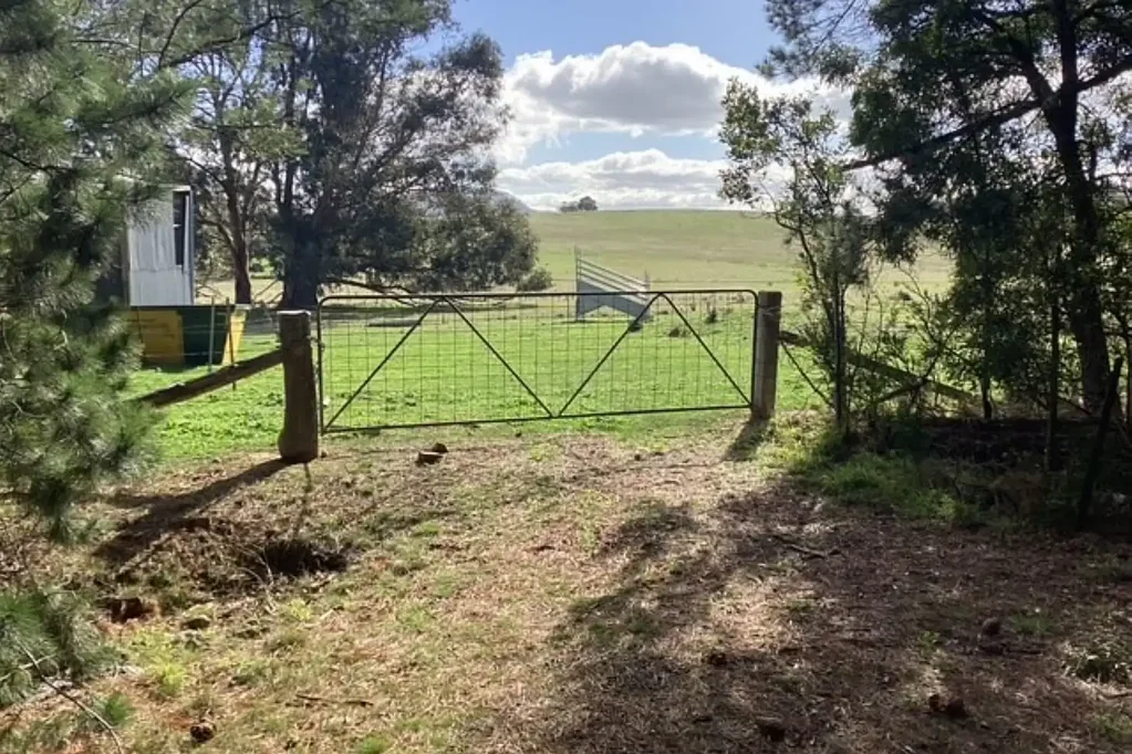Clarendon  Versatile Lifestyle Acreage with Homesite Potential – Approx. 134 Acres