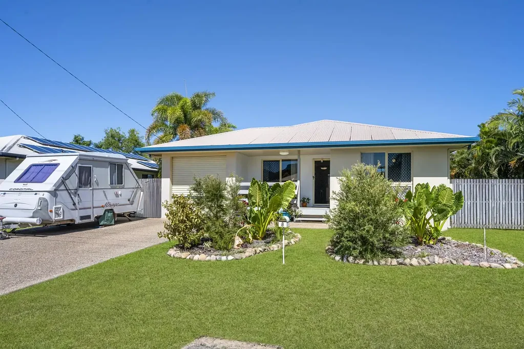 8 Simonsen Court, Kelso, QLD 4815