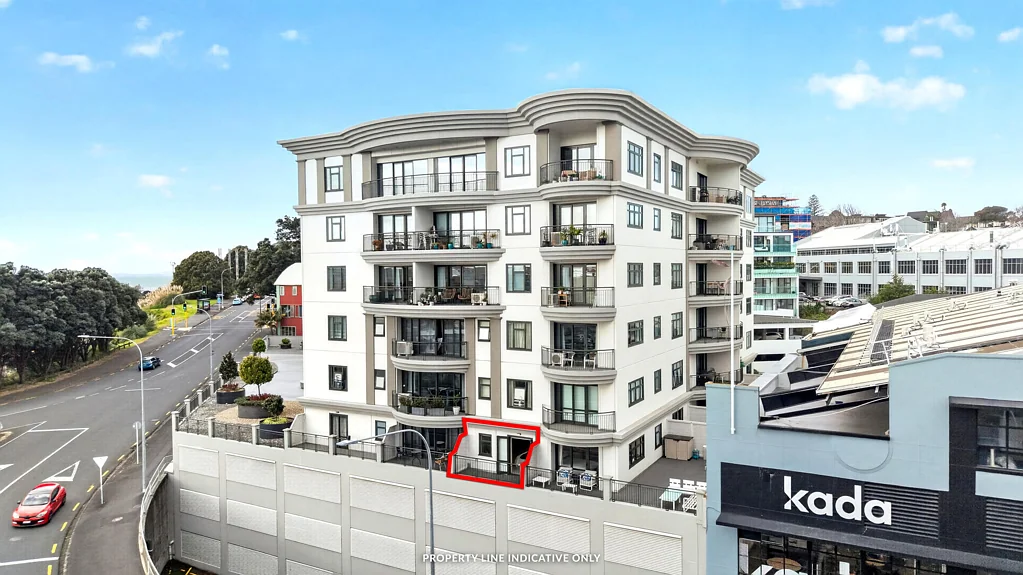 Parnell 1 Bedroom City views. Village charm. All within reach.