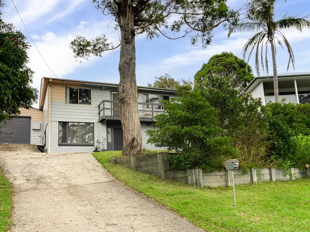 5 Ridge Avenue, Sussex Inlet, NSW 2540