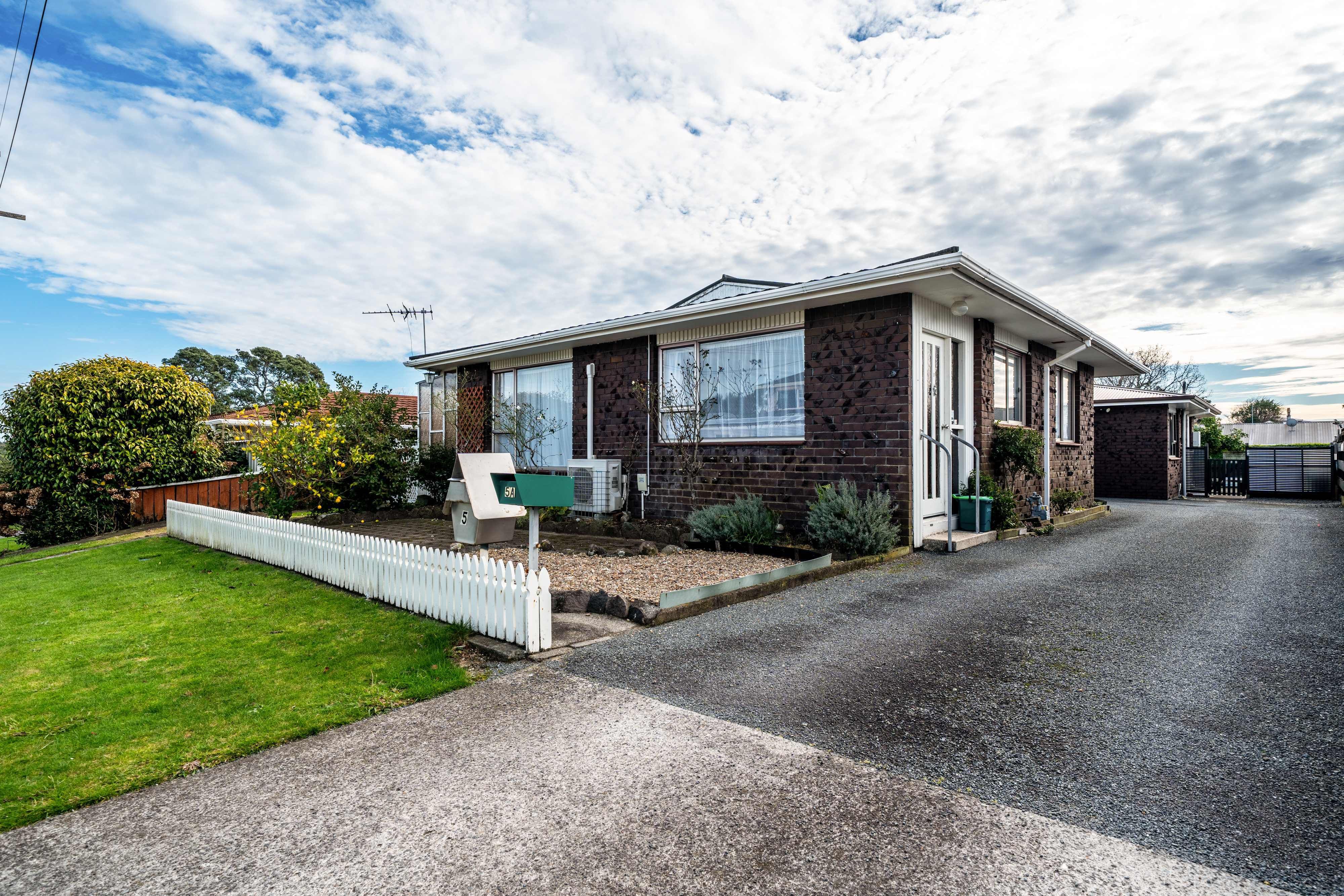 5 Union Street, Merrilands, New Plymouth, 2房, 1浴, Townhouse