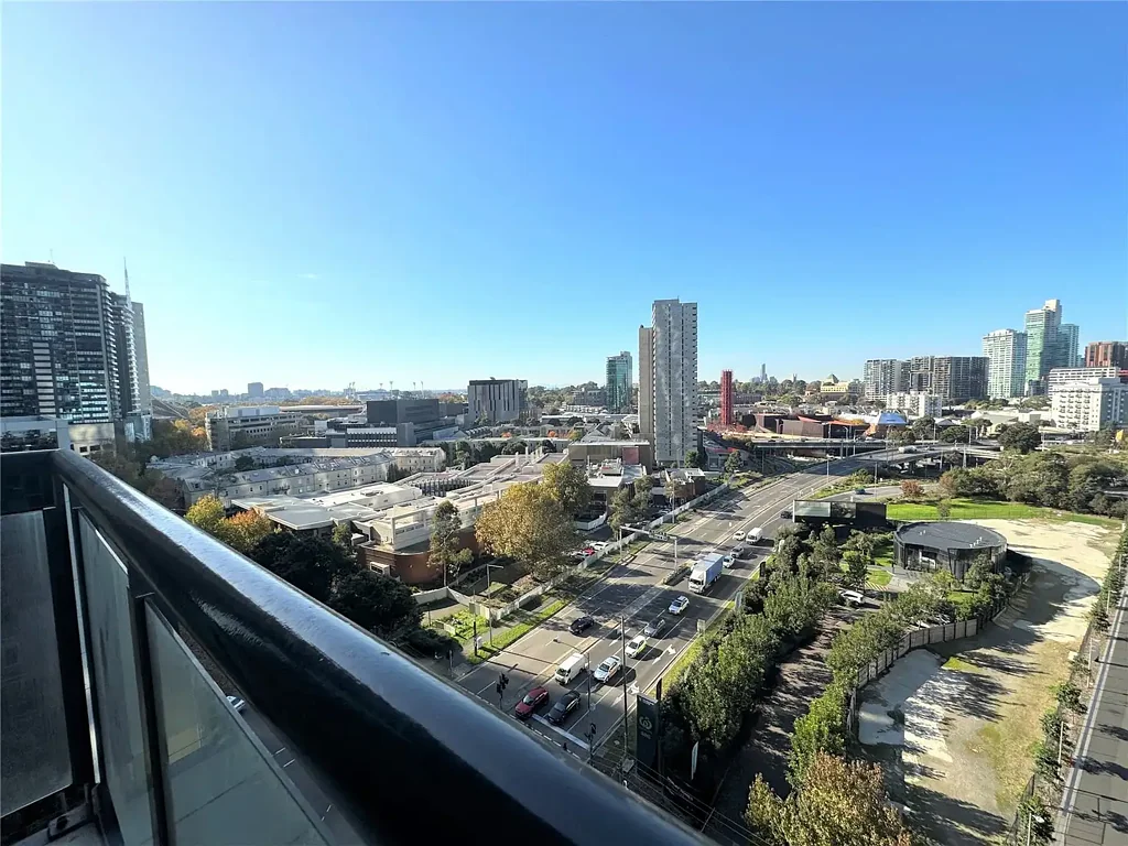 Recently Renovated - The Sentinel - Stunning Southbank Location!