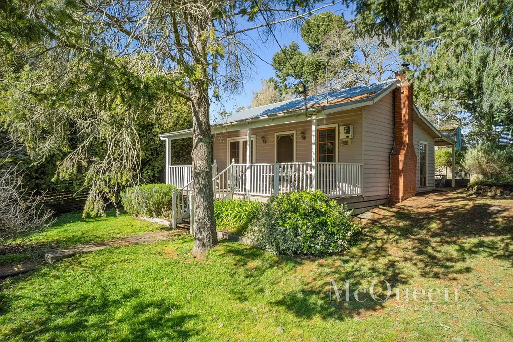 8 Tessiers Road, Daylesford, VIC 3460