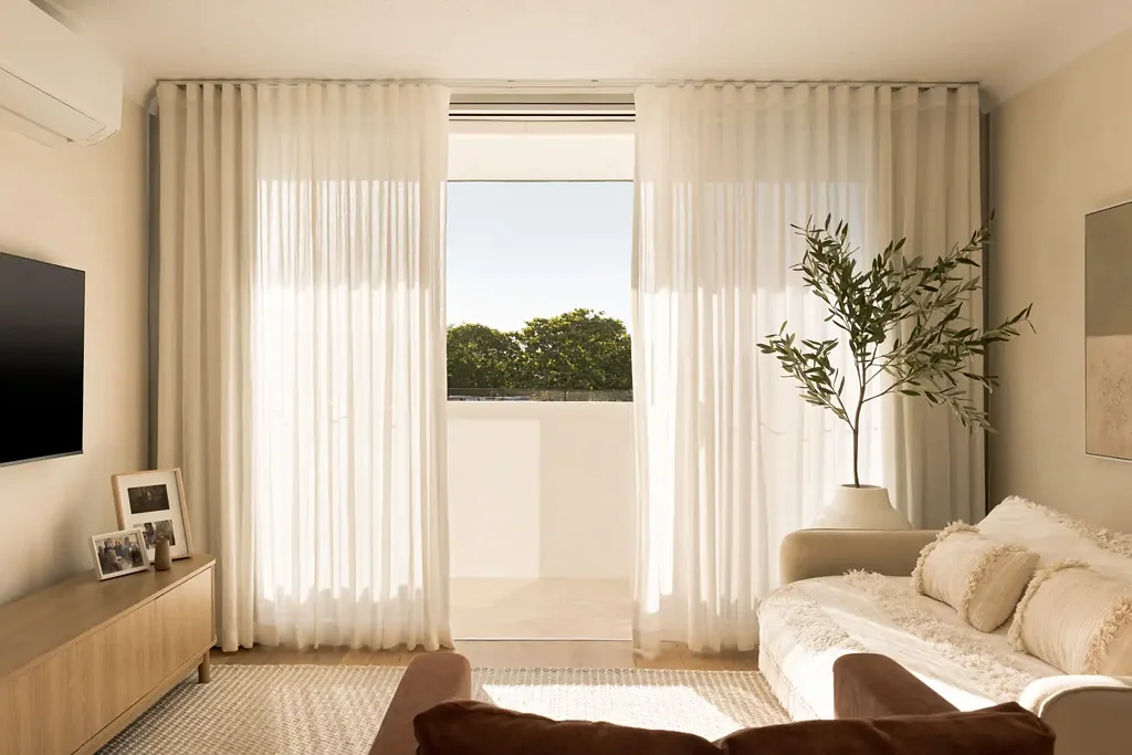 Maroochydore 2غرفة نوم AMAR — Coastal Calm In The Heart Of Cotton Tree, Steps From The Sand.