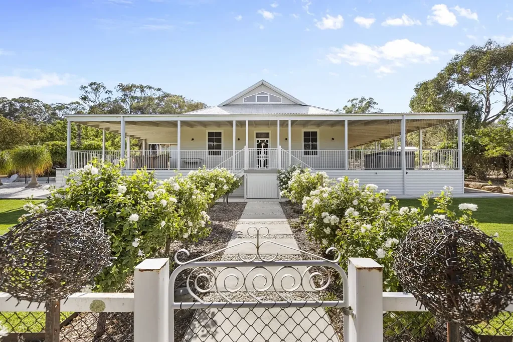 The Rock  Truly Masterful Colonial Homestead on 106 Acres