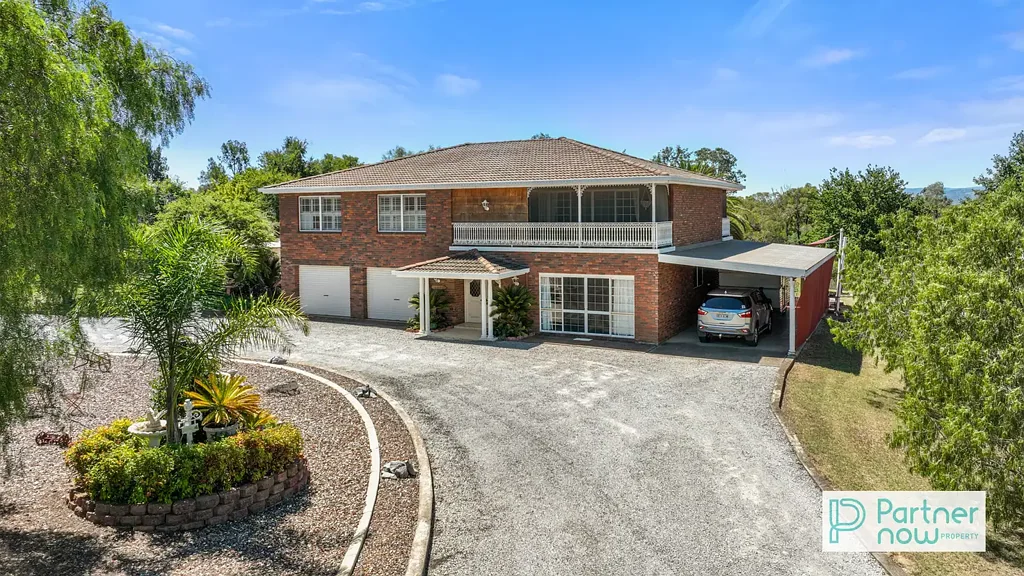 Tamworth 4कमरा An Exceptional Family Home Offering Scale, Outlook and Opportunity