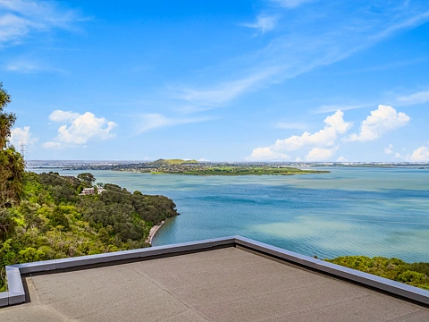 Hillsborough 6房  Private Family Haven with Amazing Sea Views!