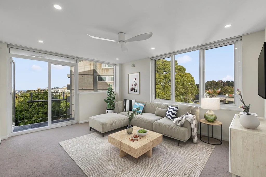 Bellevue Hill 2 Bedroom Elevated Coastal Retreat With Lift Access and Parking