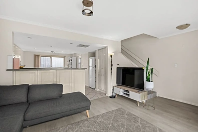 ਹੋਰ - 7/215-217 Prospect Road, Prospect, SA 5082