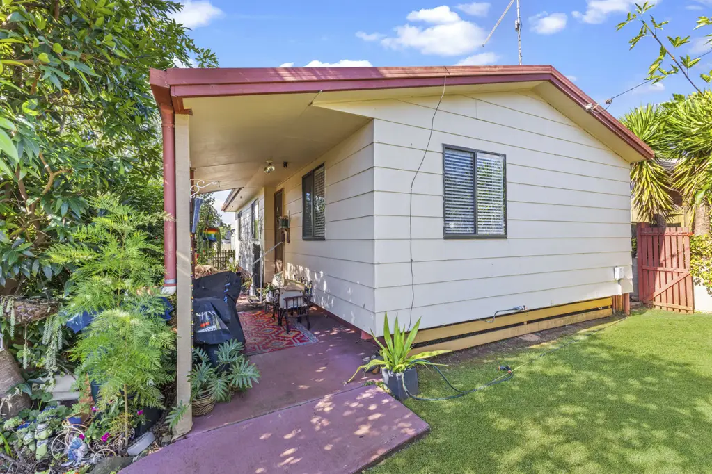 4 Baird Street, Kearneys Spring, QLD 4350