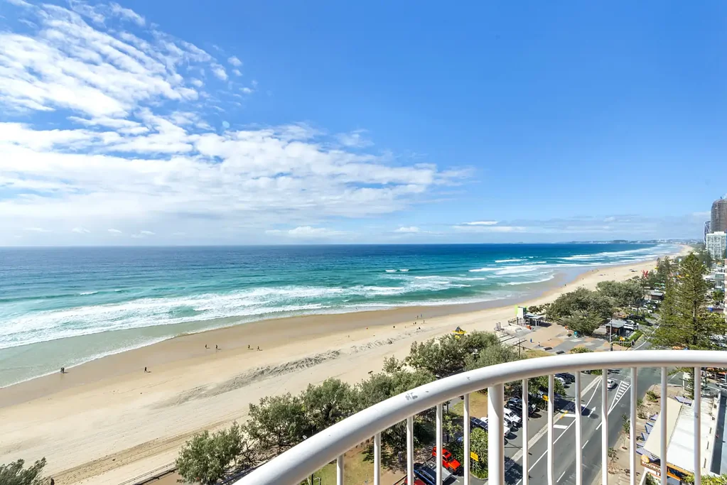 Surfers Paradise 3غرفة نوم Beachfront Living in Moroccan Esplanade Tower - Wake to the Sound of the Ocean