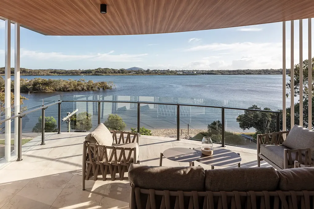 Maroochydore 3房  Brand New Luxury Build: Top Floor, Stunning Views