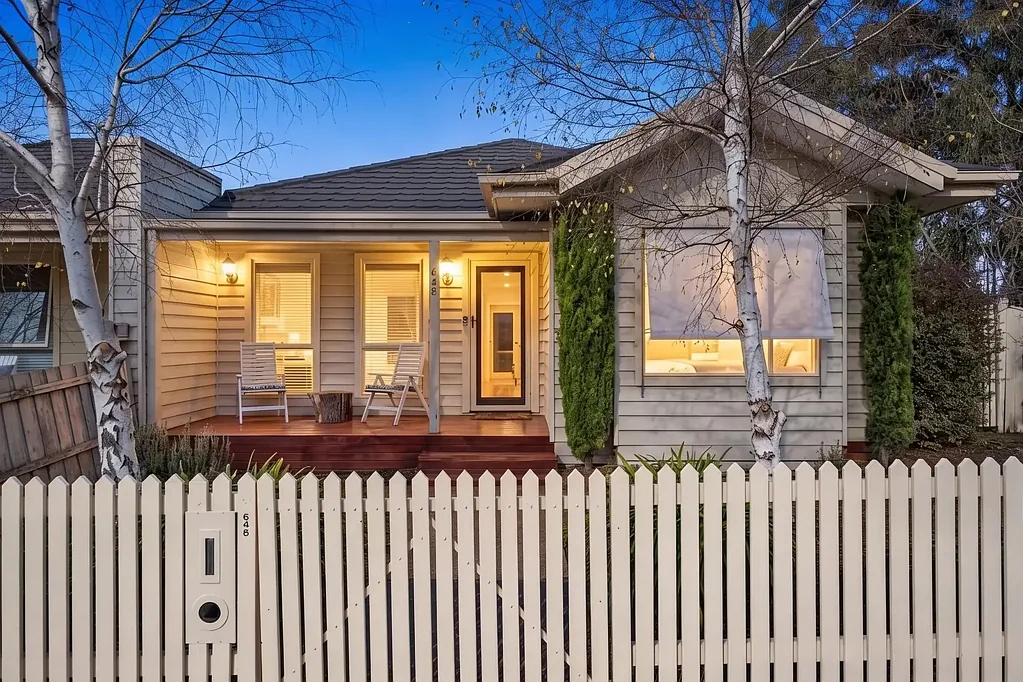 Eynesbury 3部屋 Timeless Cottage Charm With Outdoor Space That's Hard to Find!