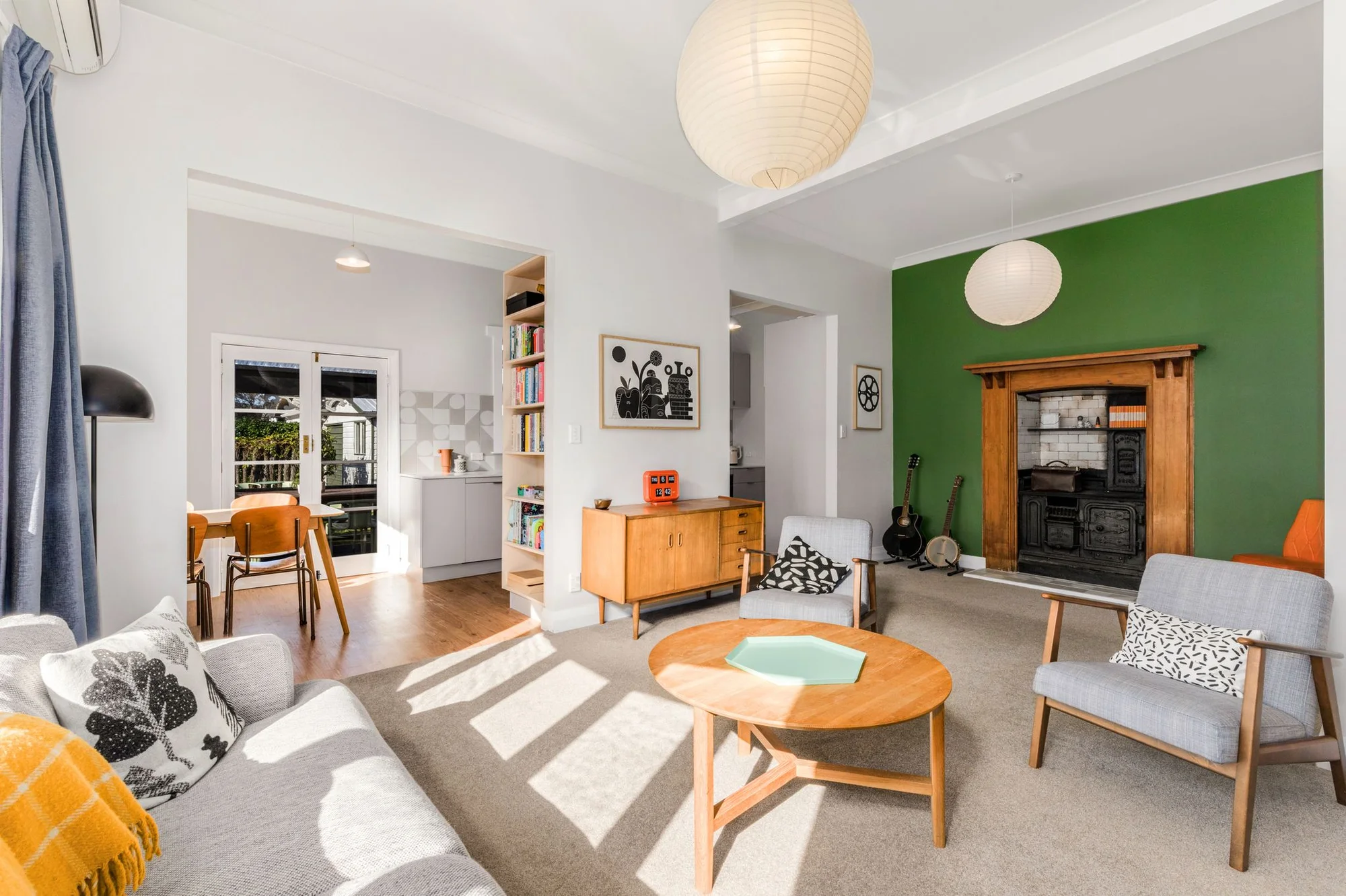 Petone 3 Bedroom Central, Sunny & Seriously Charming