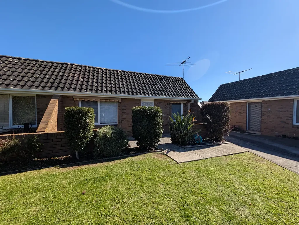 Pascoe Vale 1 Bedroom Single Level Low-Maintenance Villa Unit