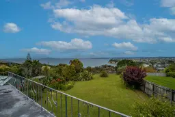 31 Roberts Road, Matakatia