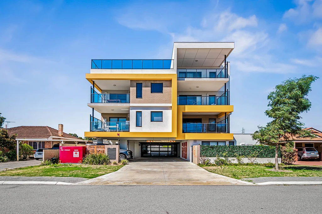 4/21 Homewood Street, Cloverdale, WA 6105