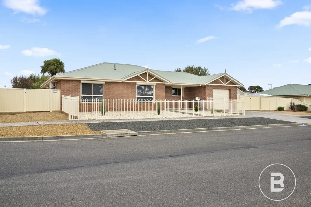 4 Mountview Drive, Sebastopol, VIC 3356
