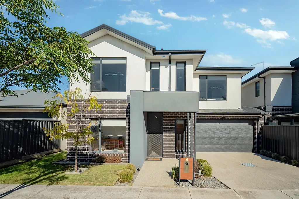 7 Magic Way, Roxburgh Park, VIC 3064
