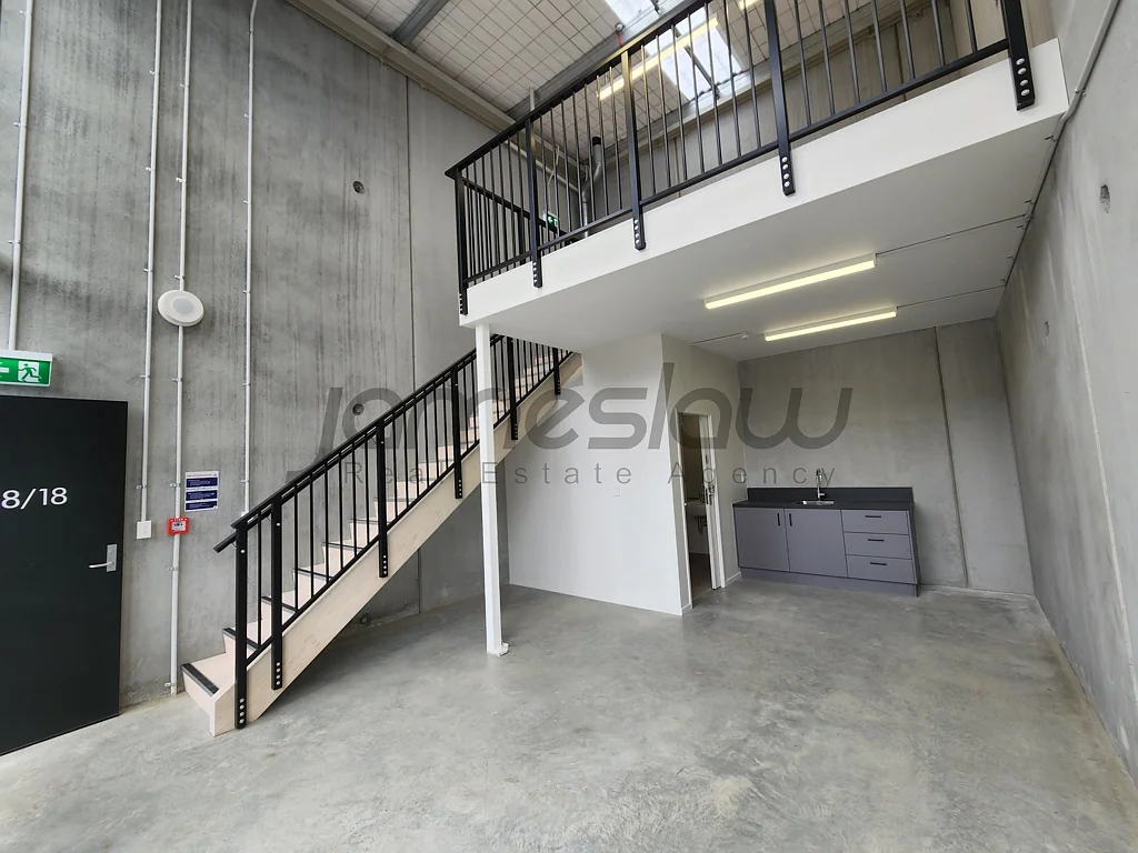 Mount Wellington  Small Workshop with Mezzanine Floor