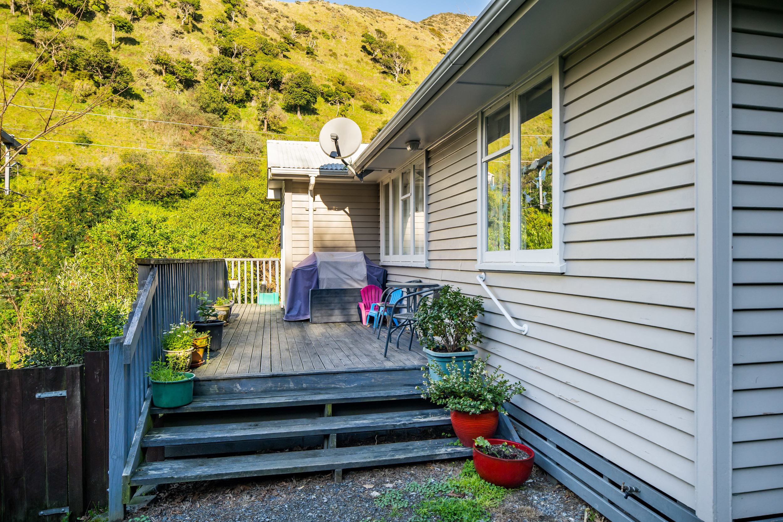 66 Tilley Road, Paekakariki, Kapiti Coast, 3 phòng ngủ, 1 phòng tắm