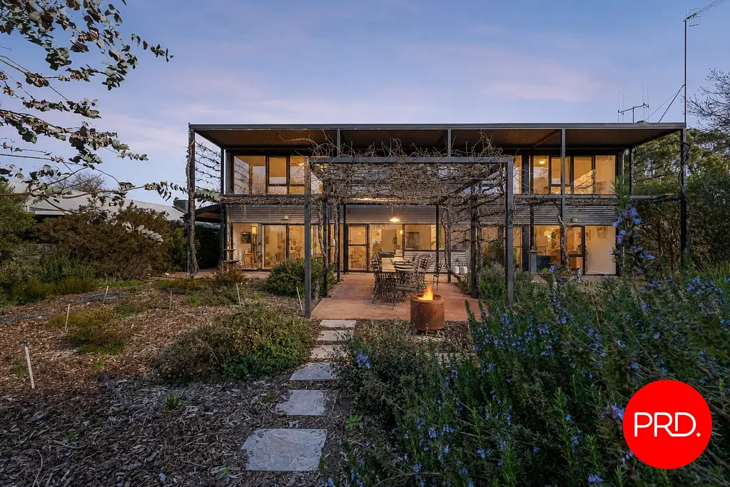 Bungendore 4 Bedroom A fantastic alternative to rural living