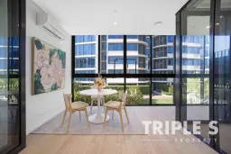 810/4 Waterways Street, Wentworth Point