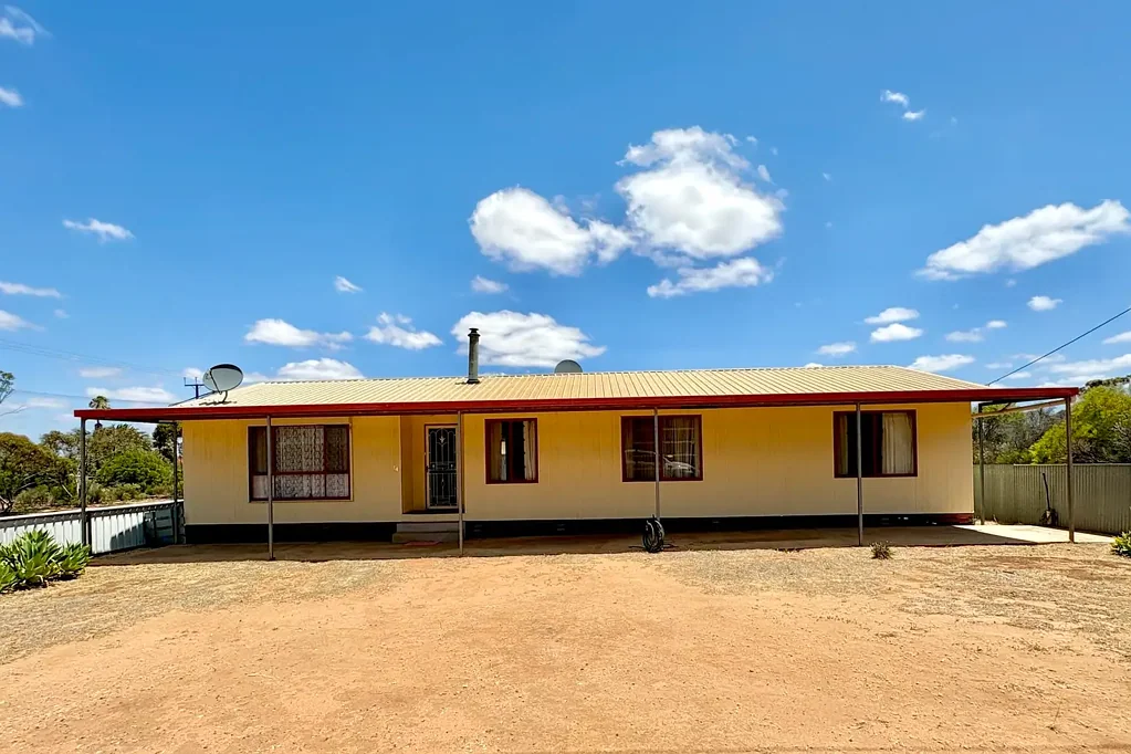 14 Travers Terrace, Minnipa, SA 5654
