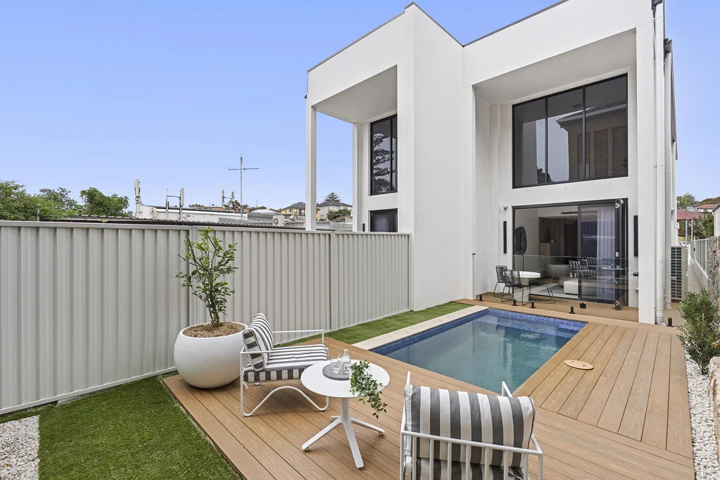 South Coogee 4房 海滨明珠 Mission Bay 优雅重生 顶级设计
Remuera 稀世珍宝 8年私享 高端奢居
Chatswood 经典传承 12年首现 独特韵味
Epsom 错过不再 20年一遇 地段绝佳 Brand-New Coastal Luxury with Self-Contained Retreat