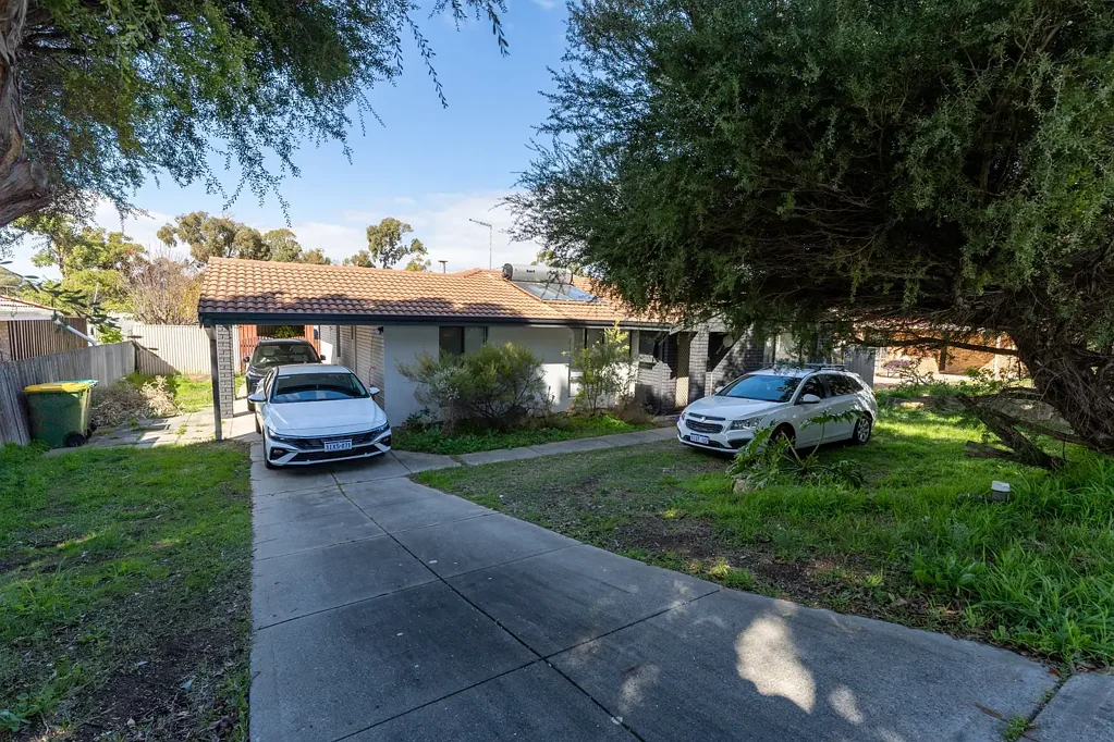 Hillman 4房  Spacious Family Home on 751 Square Metres - Nearby Schools, Parks, Shops & Train Station!
