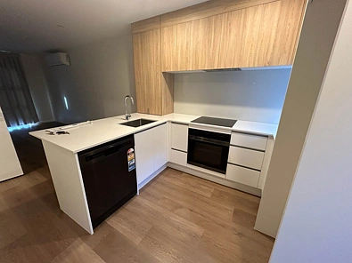 Sunny 2 Bedroom Townhouse