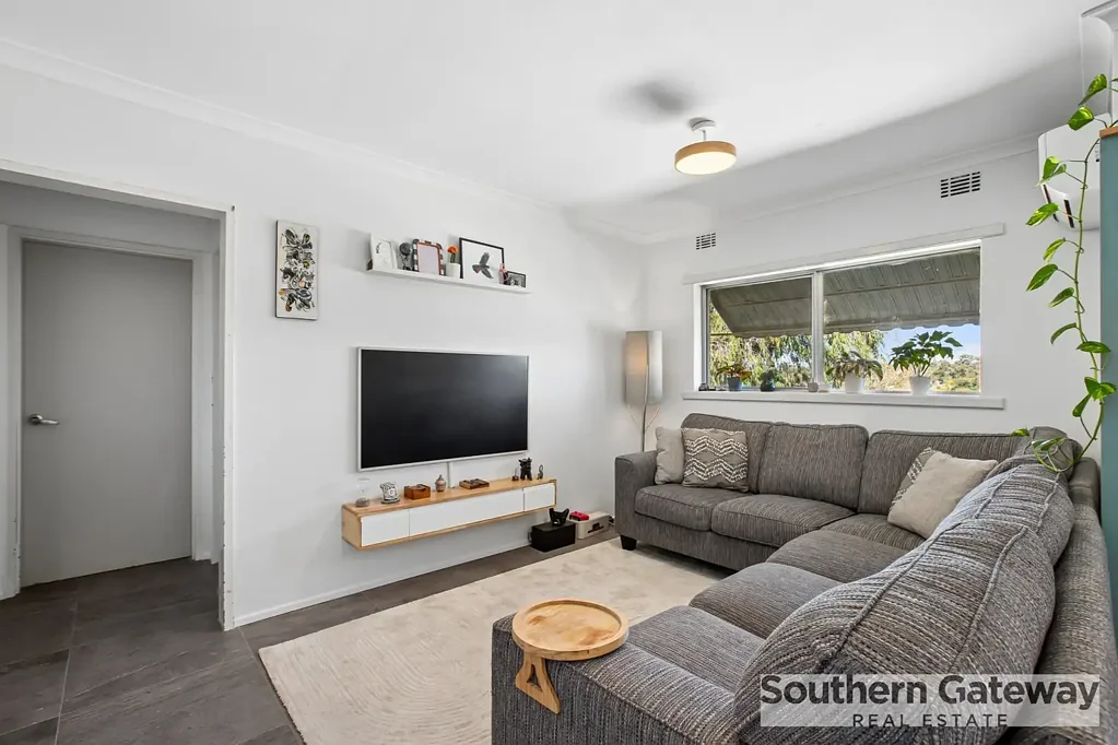 Orelia 2ห้องนอน STYLISH LOW MAINTENANCE LIVING IN A SECURE COMPLEX