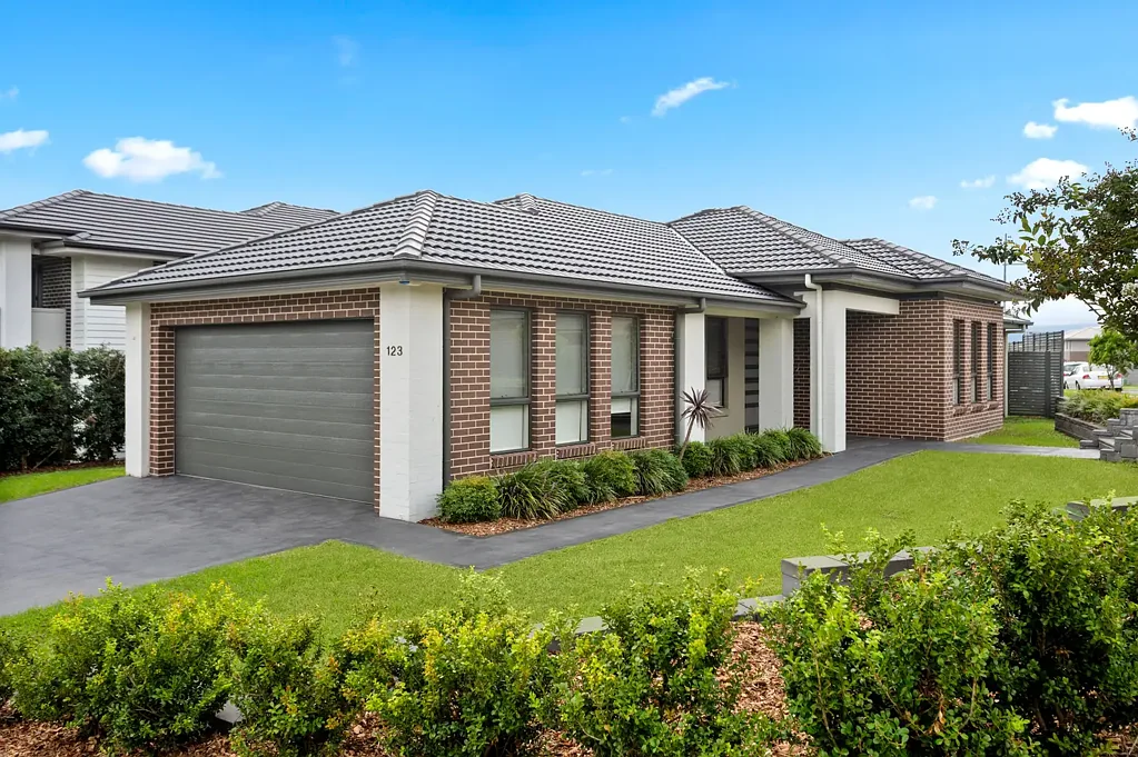 123 Balmoral Parade, Tullimbar, NSW 2527