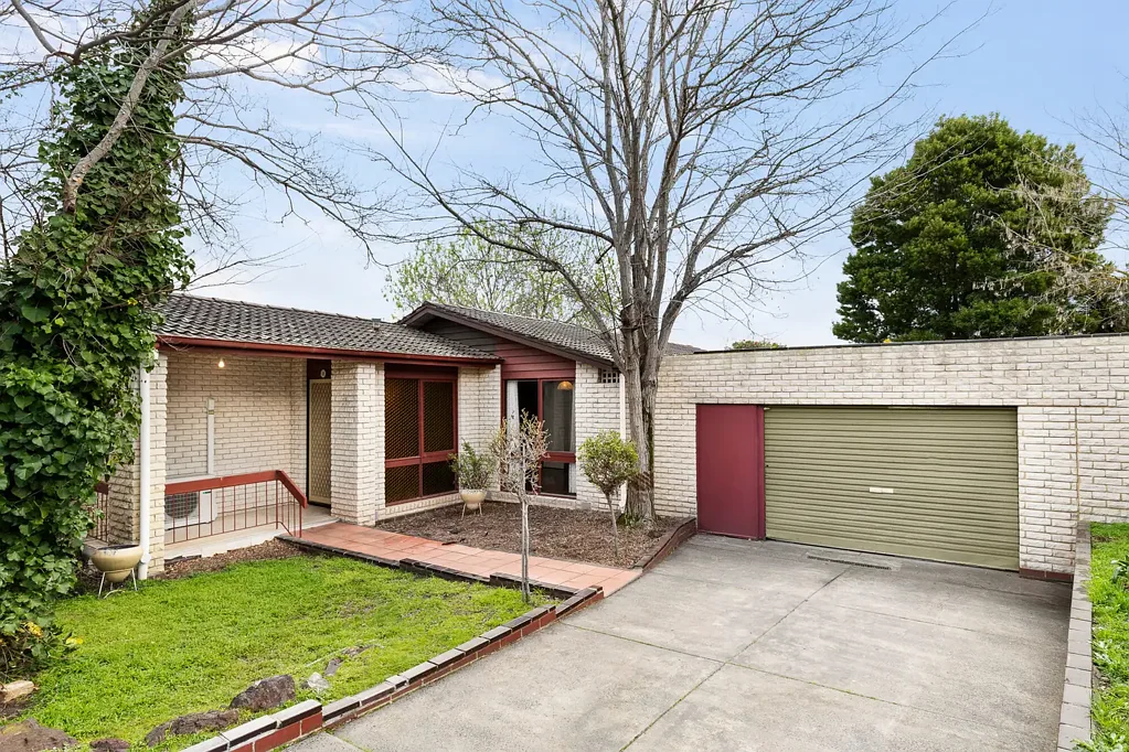 2 Lowan Court, Frankston, VIC 3199