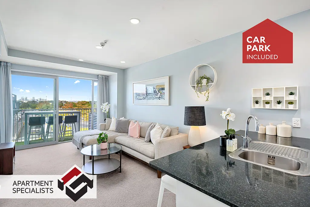 Takapuna 2房  Who Wants To Live By The Beach?