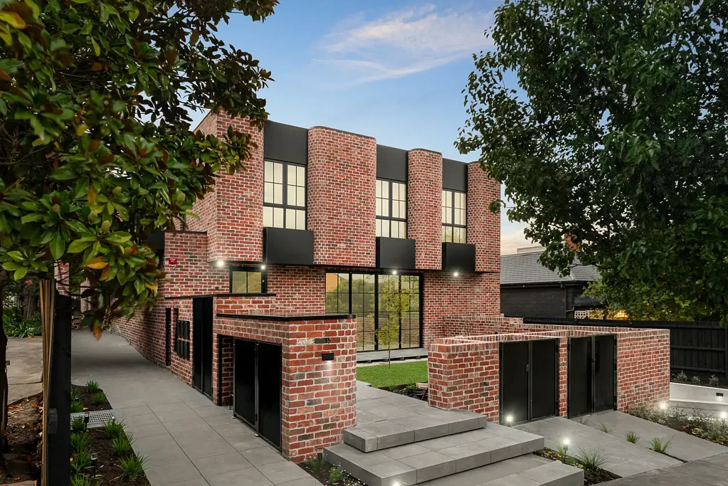 Stunning ‘Brand New’  Townhome with Preferred Northern Aspect