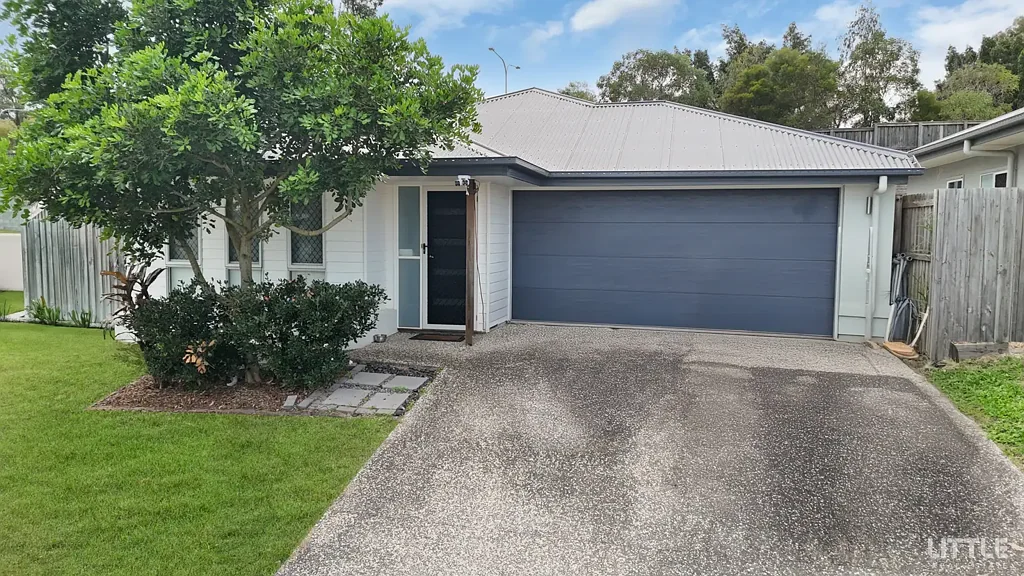33 Ignatius Street, Augustine Heights, QLD 4300