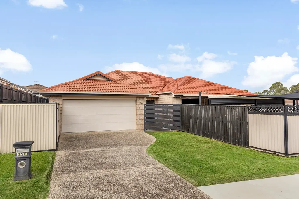 2/10 Ferncliffe Street, Upper Coomera, QLD 4209