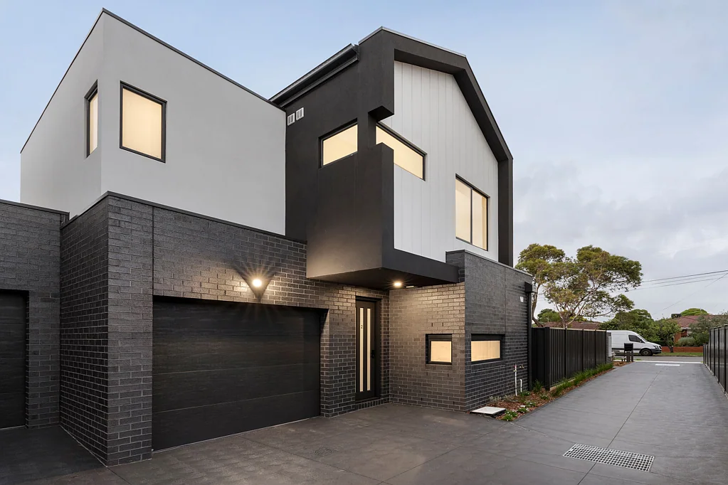 2/95 Darebin Boulevard, Reservoir, VIC 3073
