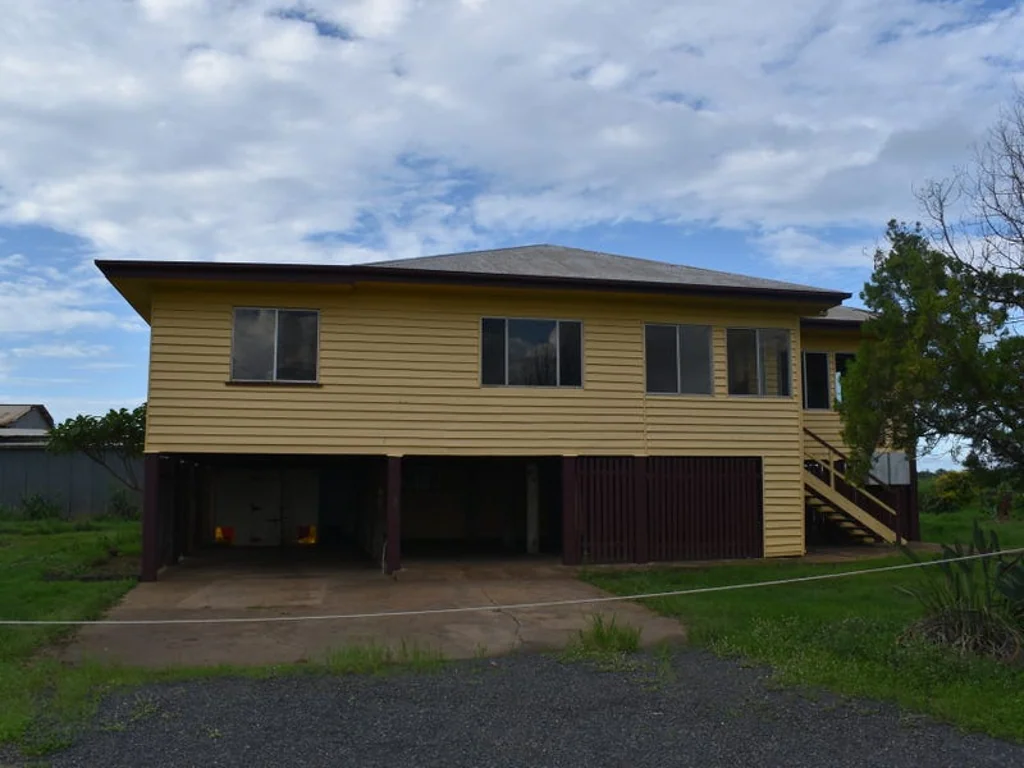 Welcome Creek 84  ACRE FARM + 4 BED HOME & SHEDS