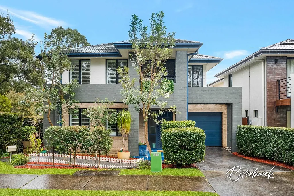 Pemulwuy 4 Bedroom Spacious Family Home in a Sought-After Location