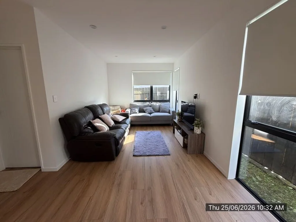 Modern 3-Bedroom, 2-Bathroom Home – Prime Manurewa Location