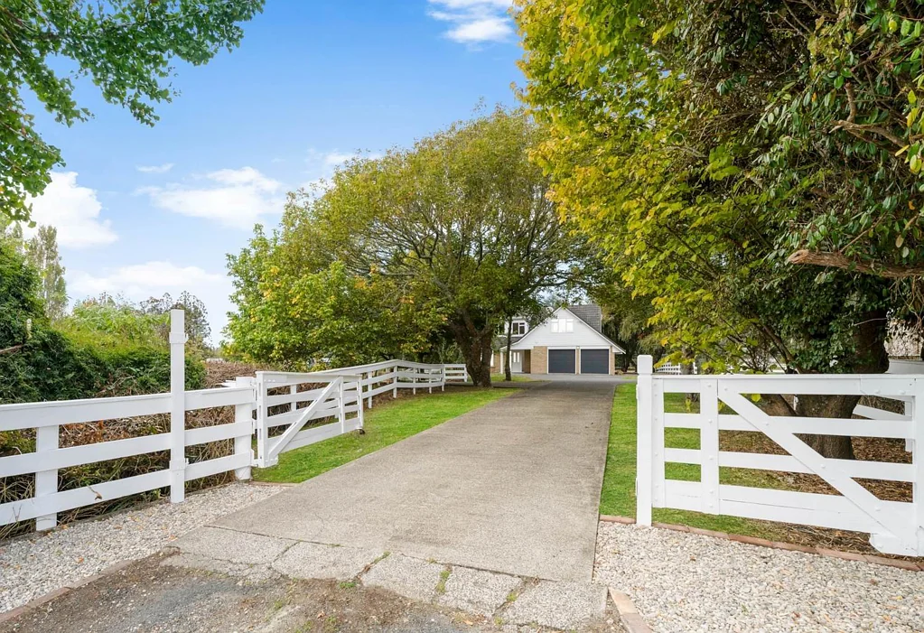 Spacious Renovated Lifestyle Home for Rent